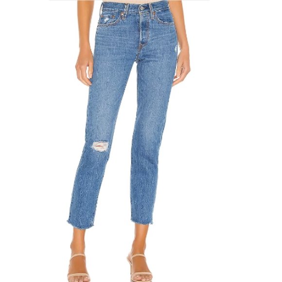 Levis - Wedgie Raw Hem - Picture 1 of 8